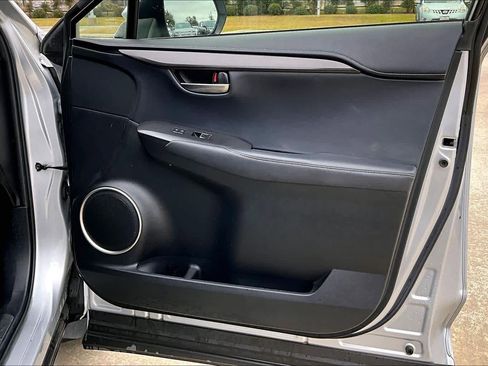 Used 2019 Lexus NX 300 image 23