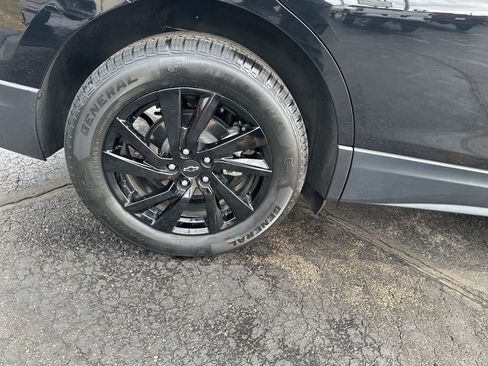 Certified 2024 Chevrolet Equinox LS w/ LS Convenience Package image 25