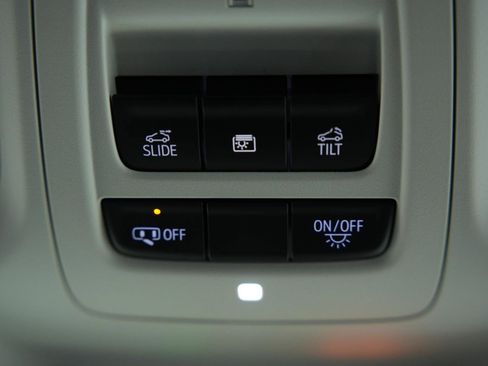 New 2026 Buick Envision Avenir image 44