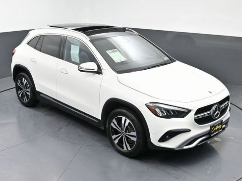 Used 2024 Mercedes-Benz GLA 250 4MATIC image 46