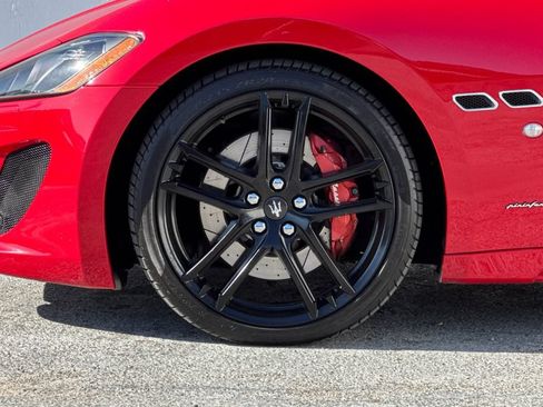 Used 2016 Maserati GranTurismo Sport RWD image 24