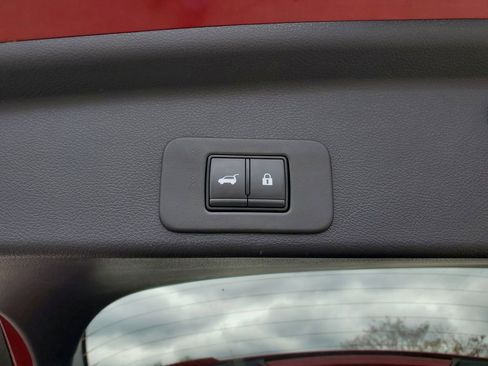Used 2025 Nissan Murano SV w/ Cargo Package AWD/4WD image 9