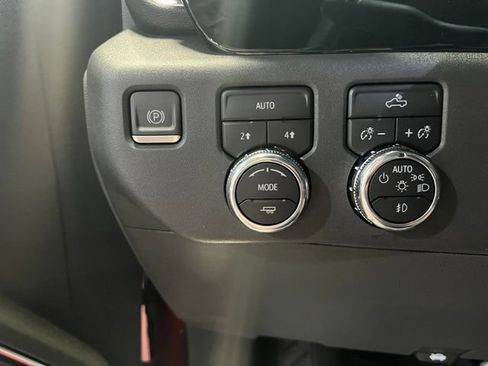 Used 2023 GMC Sierra 1500 Elevation AWD/4WD image 14