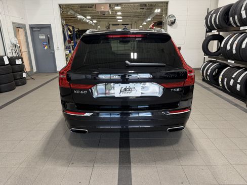 Used 2023 Volvo XC60 B5 Plus w/ Protection Package Premier FWD image 8