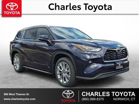New 2026 Toyota Highlander Limited AWD/4WD image 1