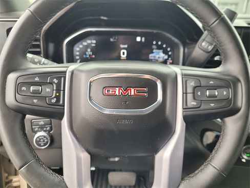 Used 2023 GMC Sierra 1500 Elevation image 20