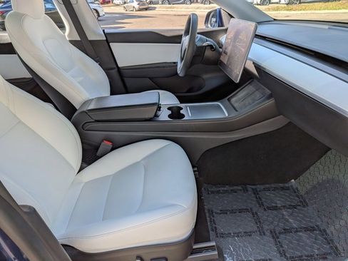 Used 2021 Tesla Model Y Performance image 21