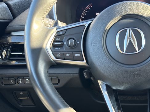 Used 2025 Acura MDX SH-AWD image 19