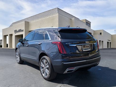 Certified 2024 Cadillac XT5 Premium Luxury w/ Technology Package image 4