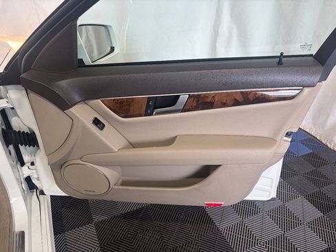 Used 2012 Mercedes-Benz C 300 4MATIC Sedan image 12