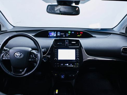 Used 2022 Toyota Prius XLE image 15