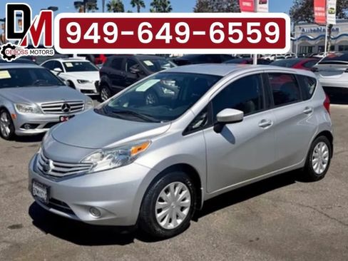 Used 2015 Nissan Versa Note SV FWD image 1