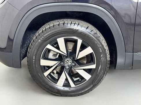 Used 2022 Volkswagen Atlas Cross Sport SE FWD image 27