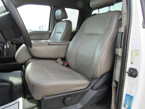 Used 2018 Ford F250 XL w/ Power Equipment Group RWD image 26