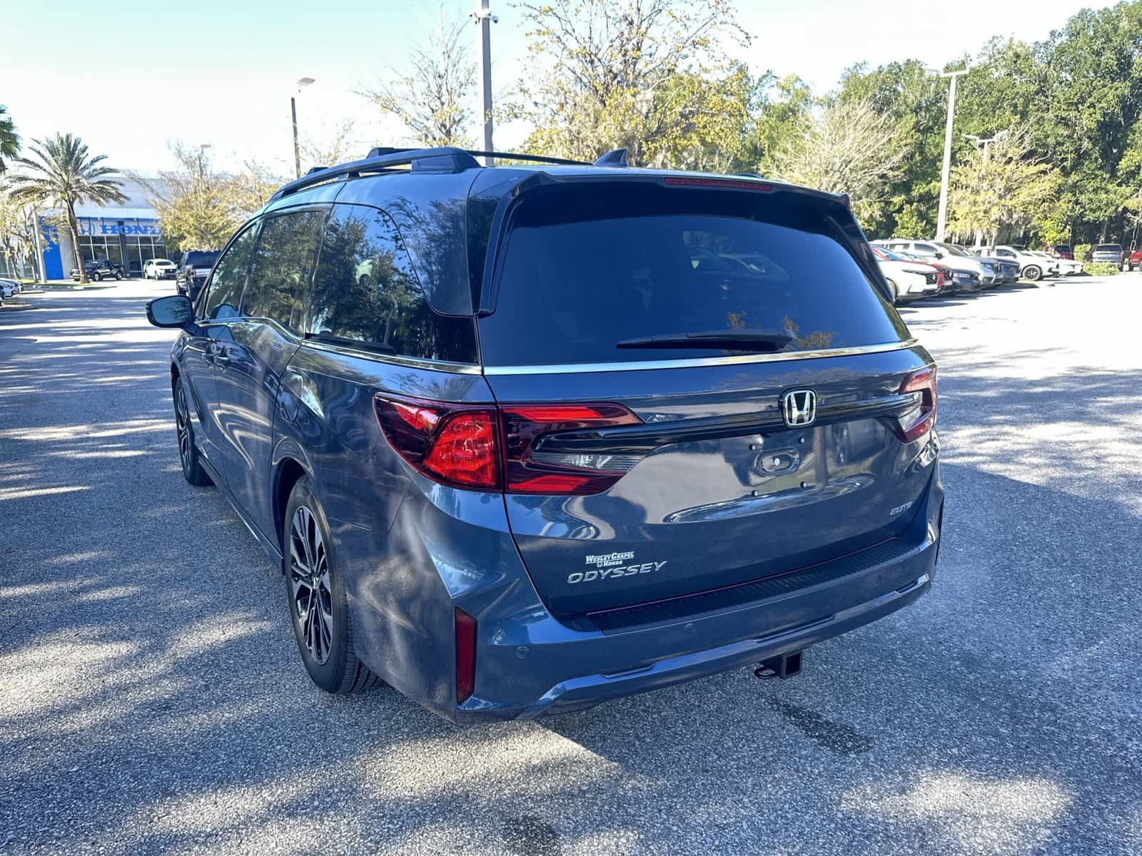 New 2027 Honda Odyssey Elite image 4