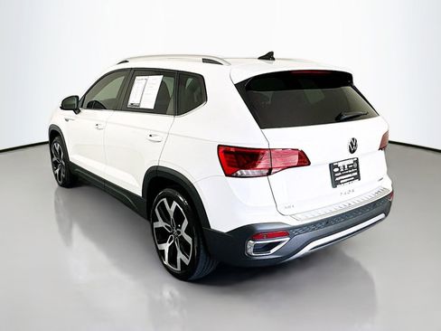 Used 2023 Volkswagen Taos SEL AWD/4WD image 5