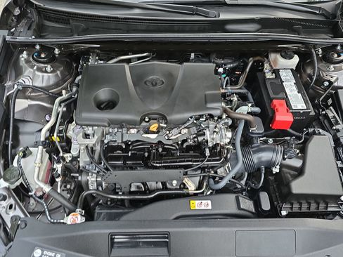 Used 2022 Toyota Camry XSE image 30
