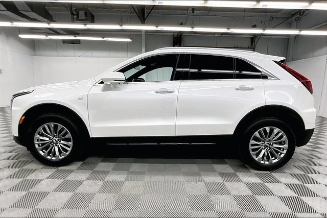 Used 2025 Cadillac XT4 Premium Luxury w/ LPO, Floor Liner Package AWD/4WD image 14