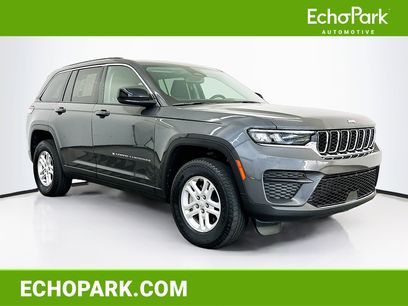Used 2023 Jeep Grand Cherokee Laredo w/ Luxury Tech Group I