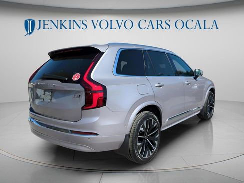 New 2026 Volvo XC90 B6 Plus w/ Protection Package Premier AWD/4WD image 4