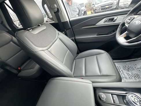 New 2026 Ford Explorer Active w/ Active Comfort Package AWD/4WD image 15