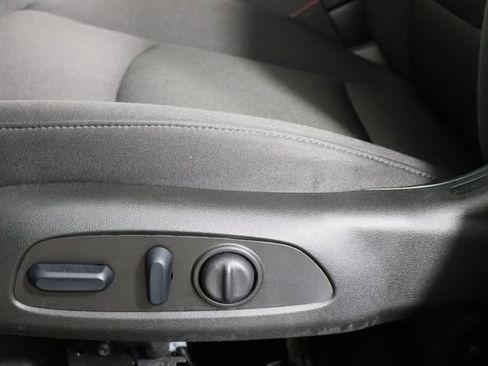 Used 2024 Chevrolet Malibu LT image 24