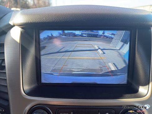 Used 2018 GMC Yukon XL Denali w/ Open Road Package AWD/4WD image 22