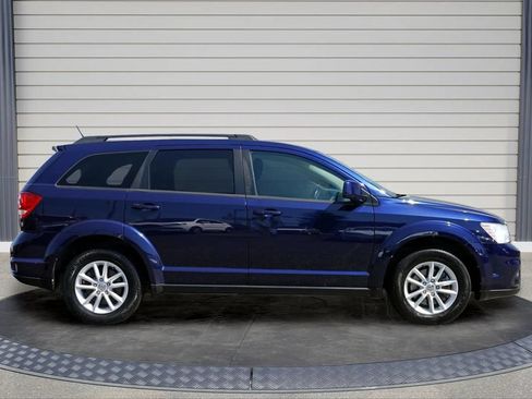 Used 2017 Dodge Journey SXT w/ Premium Group FWD image 8