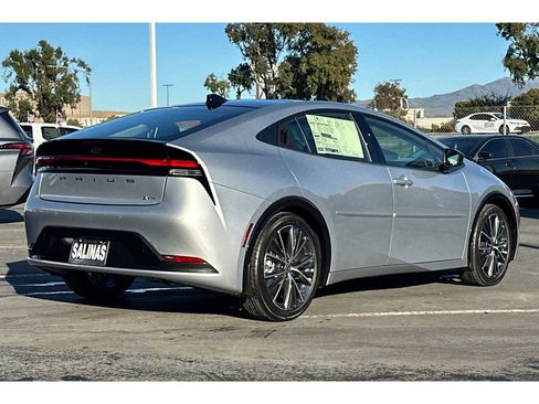 New 2026 Toyota Prius XLE image 4