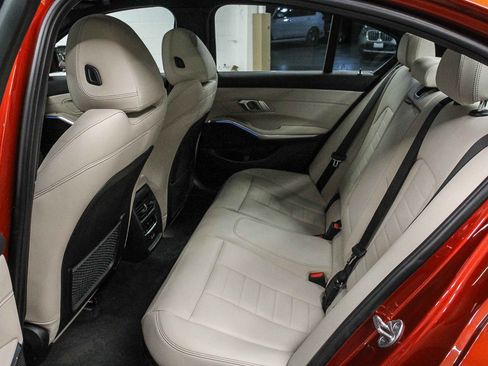 Used 2022 BMW 330e xDrive w/ Premium Package image 17