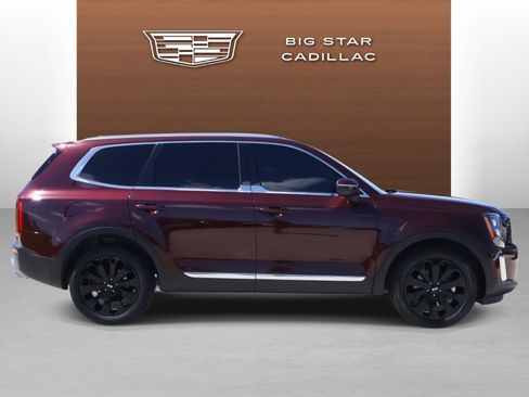 Used 2021 Kia Telluride EX w/ EX Premium Package image 6
