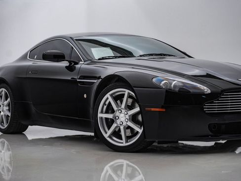Used 2007 Aston Martin V8 Vantage Coupe RWD image 2