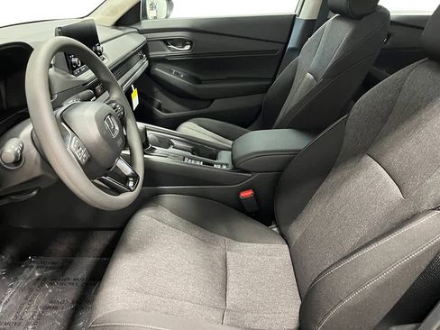 New 2025 Honda Accord SE image 12