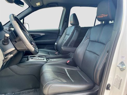 Used 2023 Honda Passport TrailSport image 21