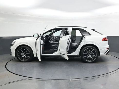 Used 2020 Audi SQ8 Premium Plus w/ Driver Assistance Package image 41