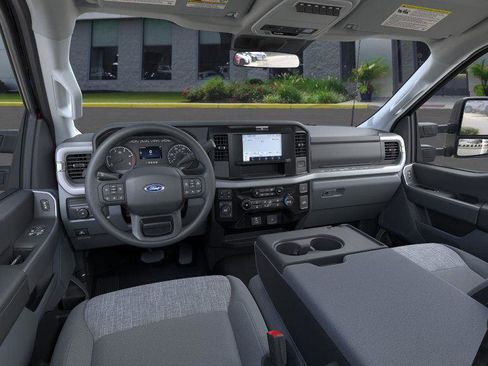 New 2026 Ford F550 XLT image 9