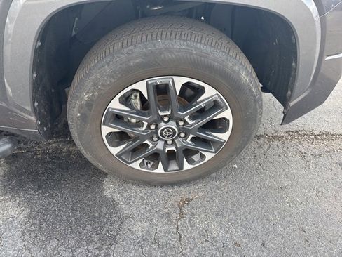 Used 2023 Toyota Tundra Limited image 20