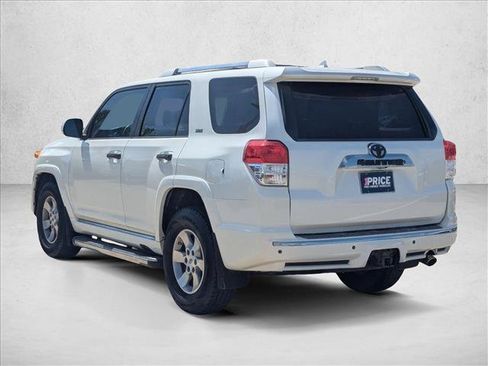 Used 2011 Toyota 4Runner SR5 w/ Premium Pkg w/Leather RWD image 7
