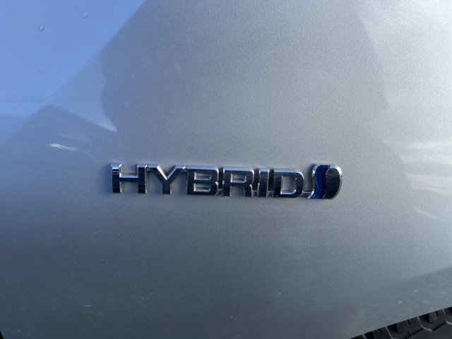 Used 2016 Toyota Prius Four Touring w/ Premium Convenience Package FWD image 6