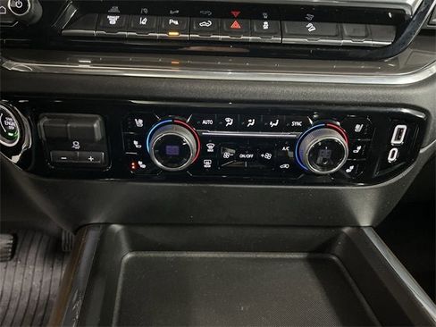 Certified 2024 Chevrolet Silverado 2500 High Country image 17