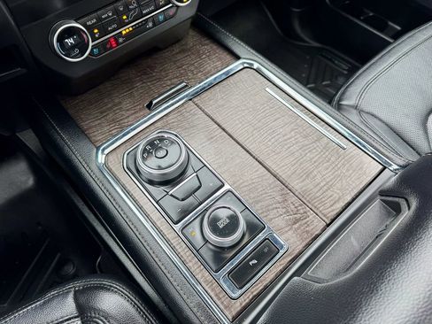 Certified 2020 Ford Expedition Max Limited image 25