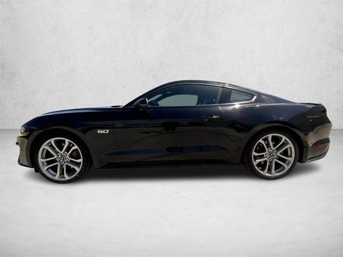 Used 2022 Ford Mustang GT Premium w/ Equipment Group 401A RWD image 6