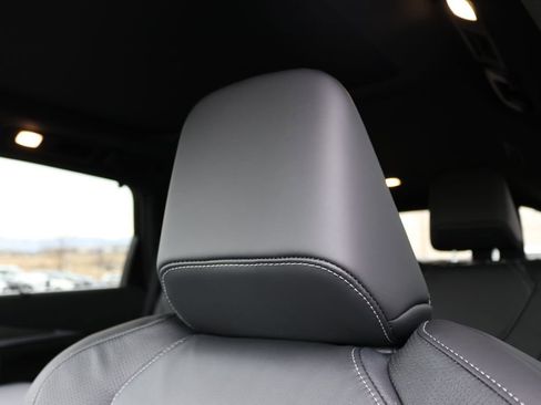 Certified 2025 INFINITI QX60 Luxe w/ Black Edition image 30