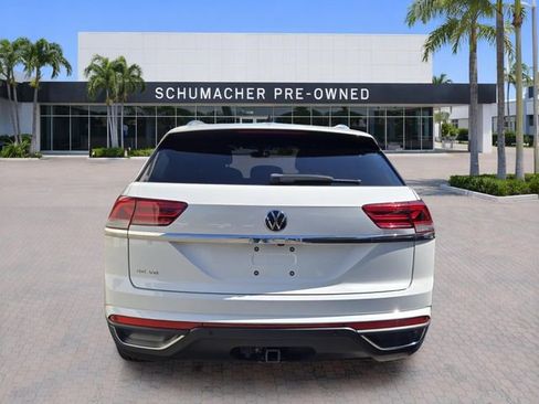 Certified 2023 Volkswagen Atlas Cross Sport SE FWD image 6
