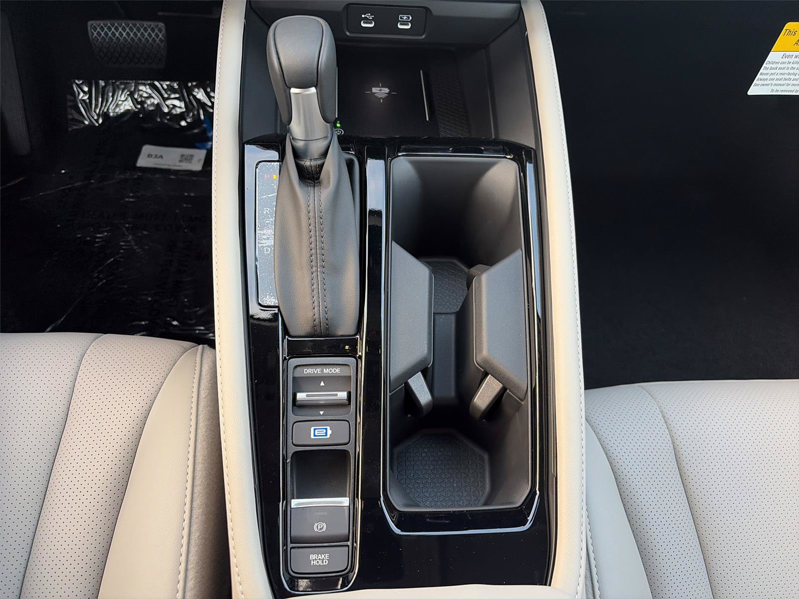 New 2026 Honda Accord Hybrid Touring image 18