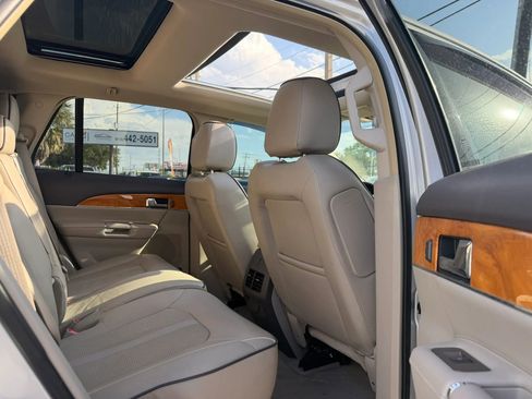 Used 2014 Lincoln MKX FWD w/ Equipment Group 102A image 12