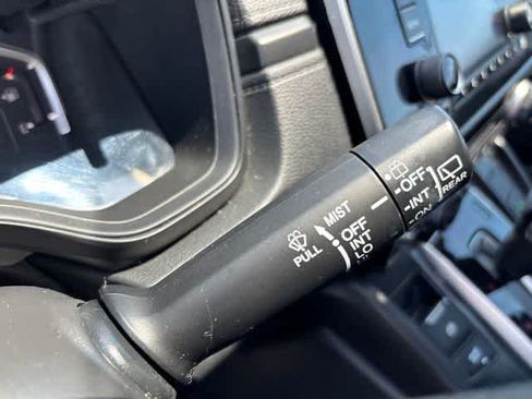 Used 2019 Honda CR-V LX image 14