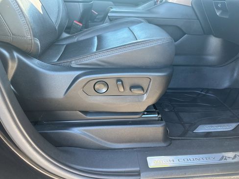 Used 2023 Chevrolet Tahoe High Country w/ Advanced Technology Package image 33