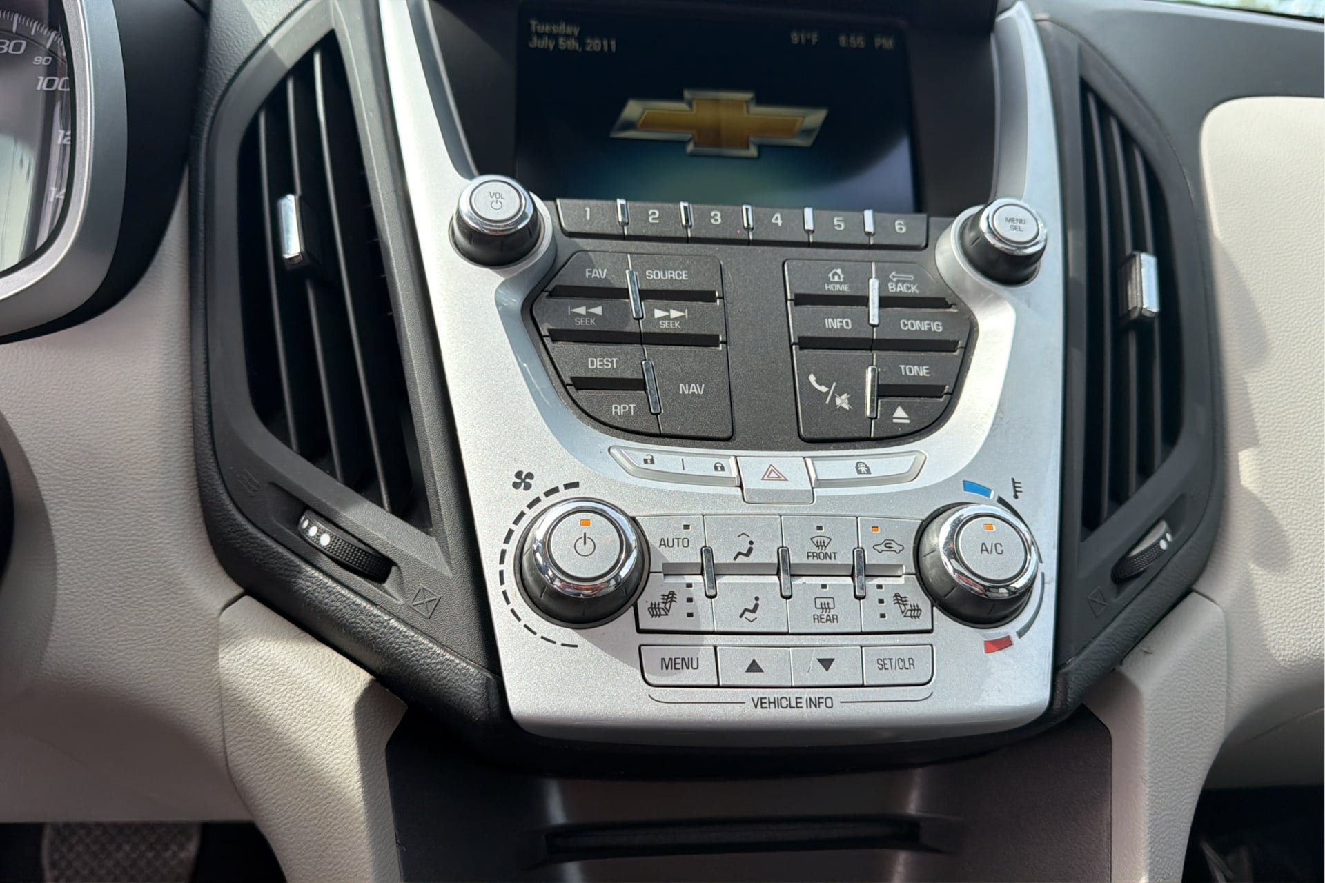 Used 2012 Chevrolet Equinox LTZ w/ LPO, Protection Package FWD image 27
