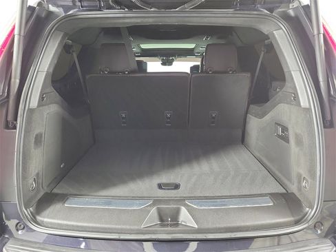 Used 2023 Cadillac Escalade ESV Sport Platinum w/ Heavy-Duty Trailer Package image 8
